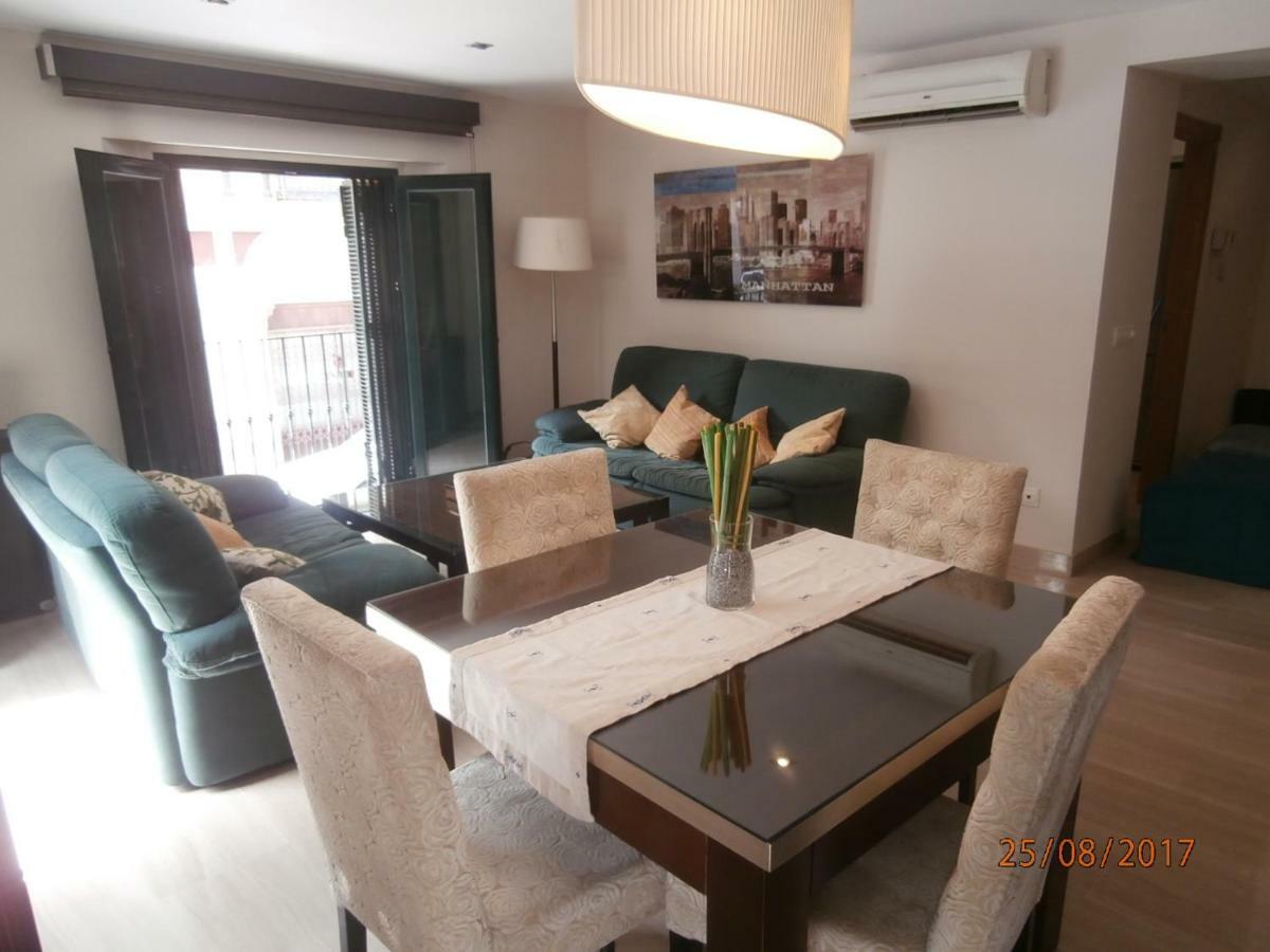 Apartamento Deluxe Centro Historico Apartman Sevilla Kültér fotó